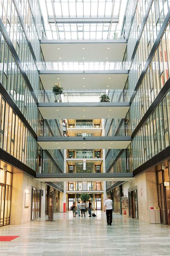 2006 – Opening of Oerlikon Campus
